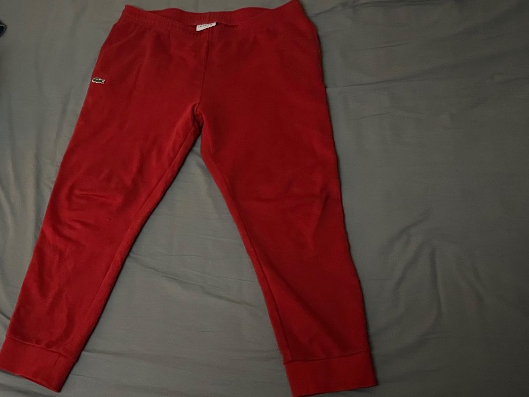 Lacoste Pantaloni: Lacoste Hosen XL – Usato da Oberengstringen venduto da em2k