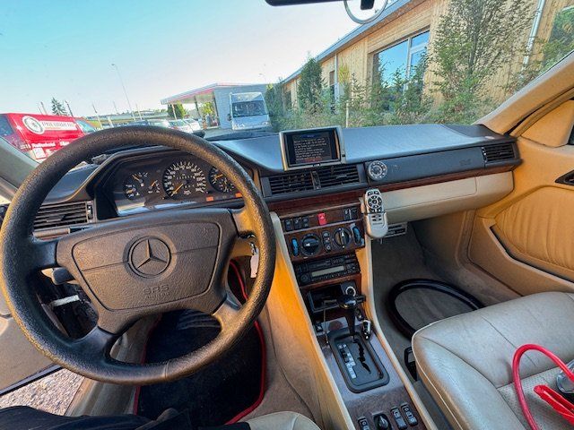 Mercedes-Benz Autos: Mercedes E320 Coupe W124 – D'occasion à Weinfelden par paw14 6