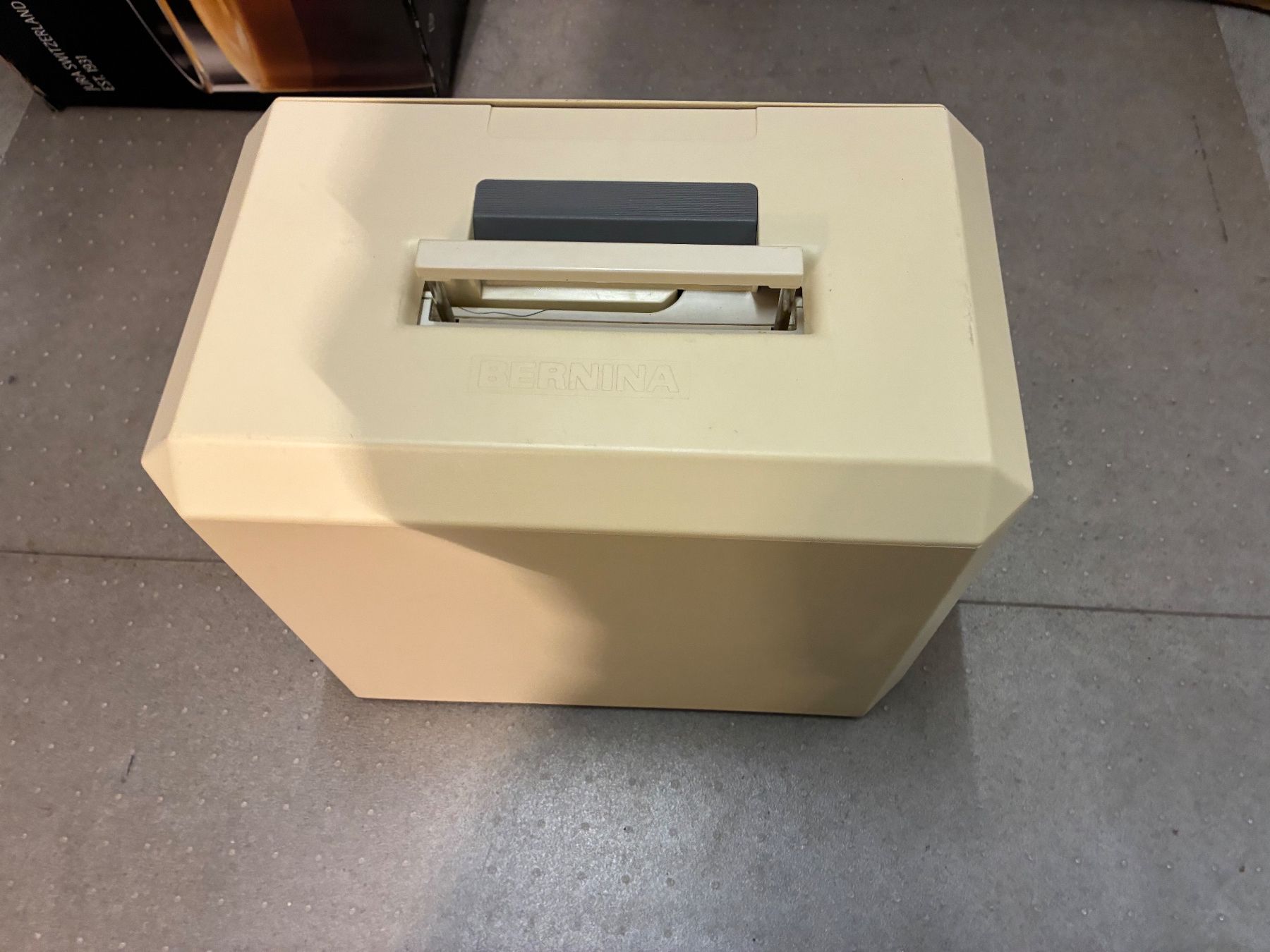 Bernina Macchine da cucire: Bernina 1080 – Usato da Hendschiken venduto da zkos 4