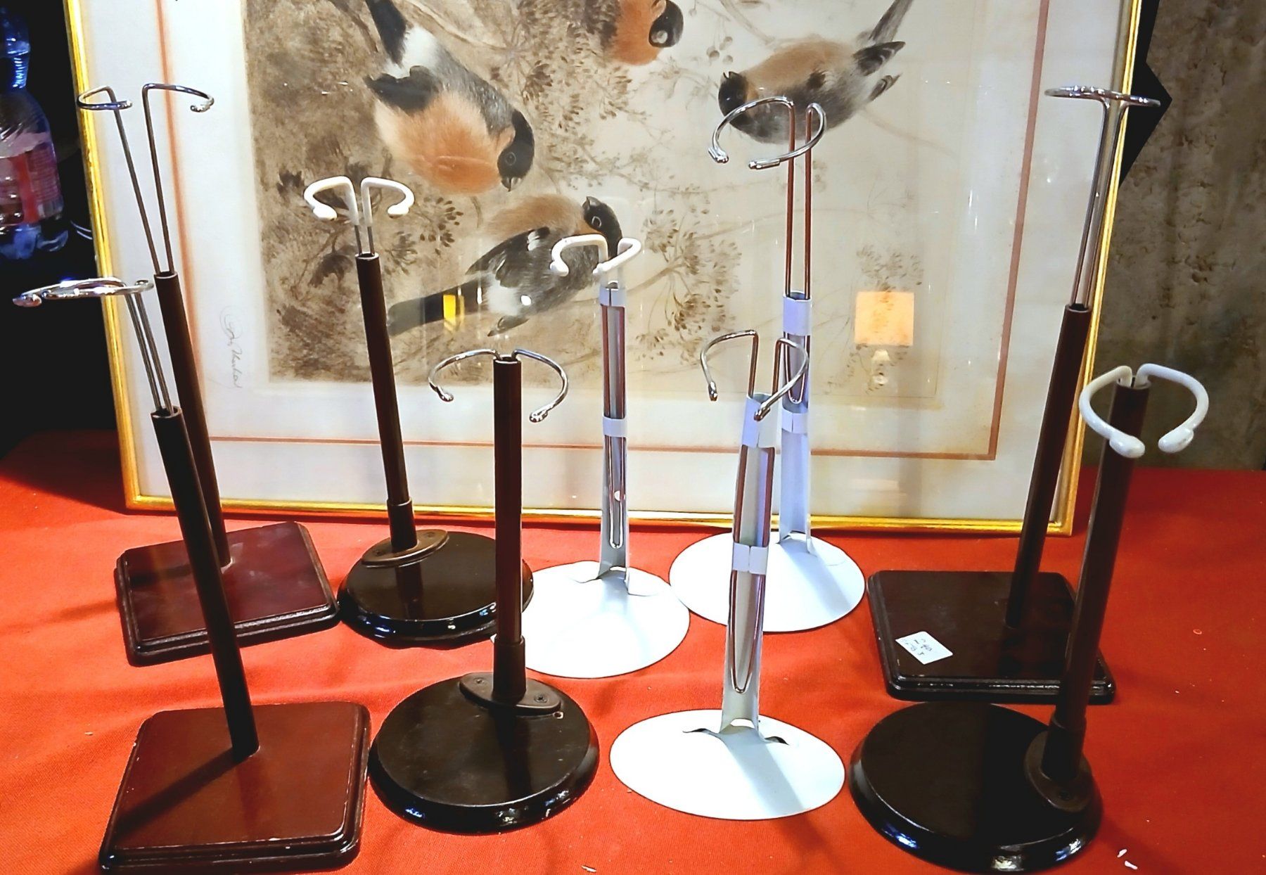 Sonstiges für Puppen: Lot de 9 Supports pour poupées – Neu (gemäss Beschreibung) aus LE MONT-SUR-LAUSANNE von CHOCO04