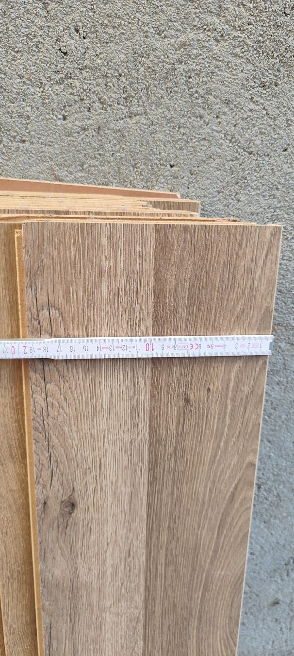 Bodenbeläge: Laminat – Gebraucht aus Kerzers von sb_12 6