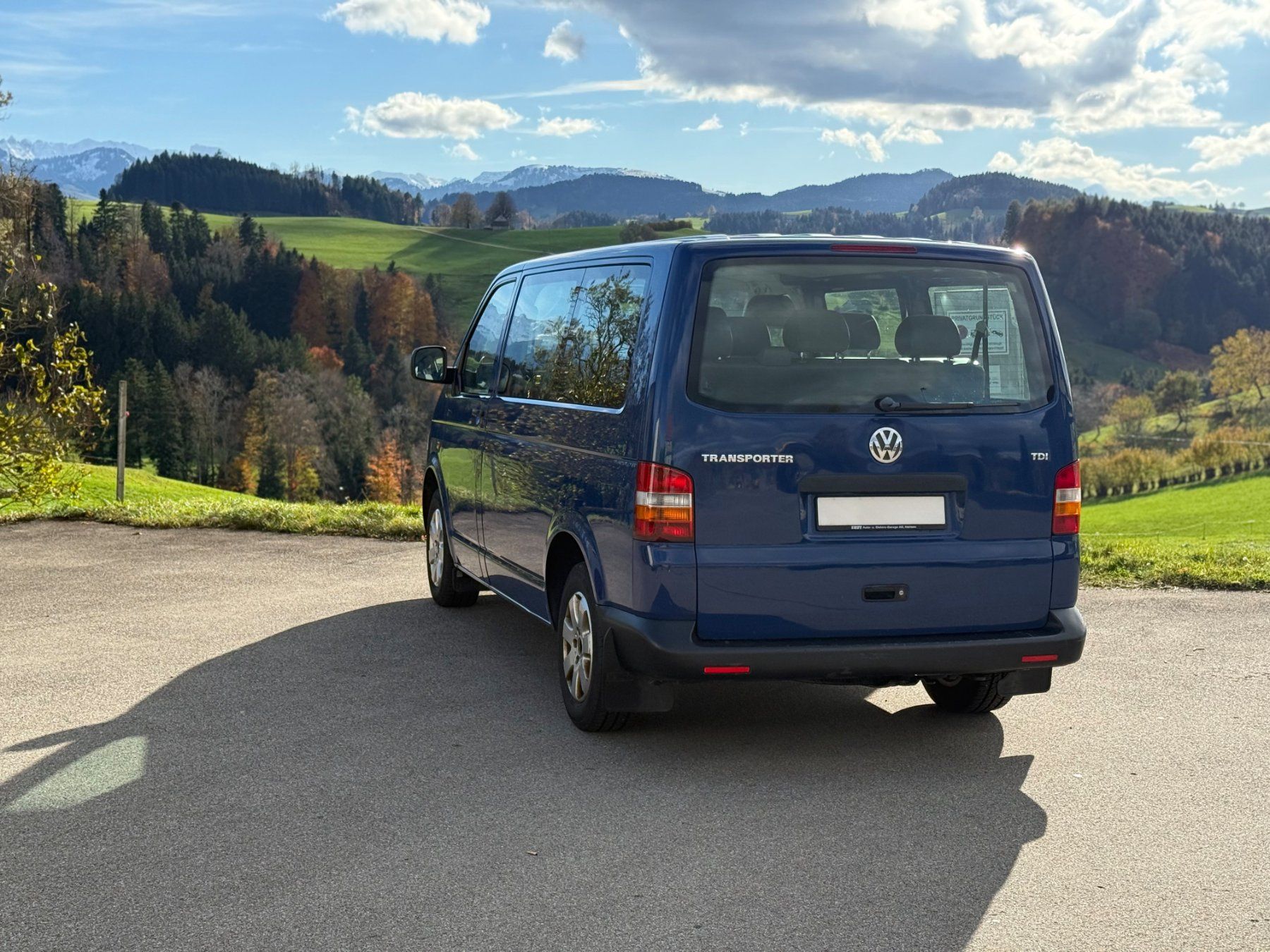 VW Automobili: VW T5 1.9 TDI mit neun Plätzen – Usato da Herisau venduto da huberfensterherisau 2