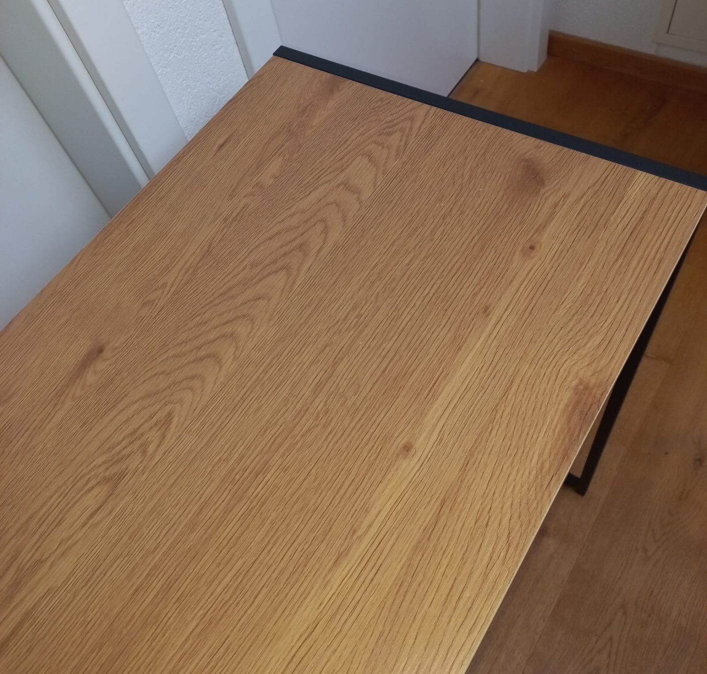 Tavoli: Petite table rectangulaire – Usato da Les Reussilles venduto da Christoph2048 2