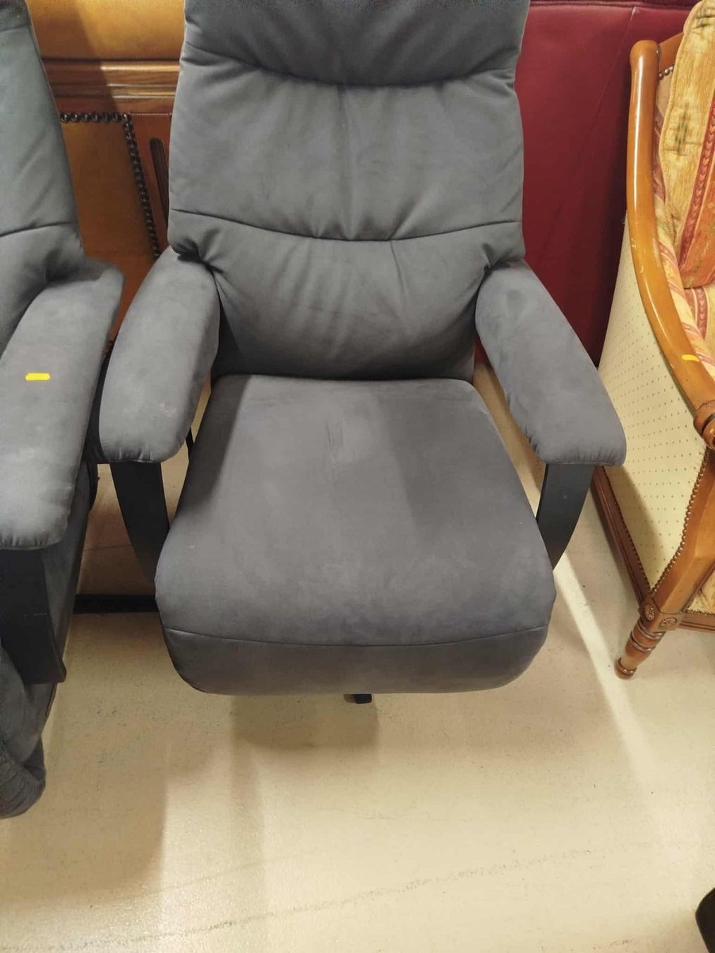 Stressless Fauteuils: 2 fauteuils  électriques - STRESSLESS – D'occasion à La Chaux-de-Fonds par Emmaus2300CDF 2