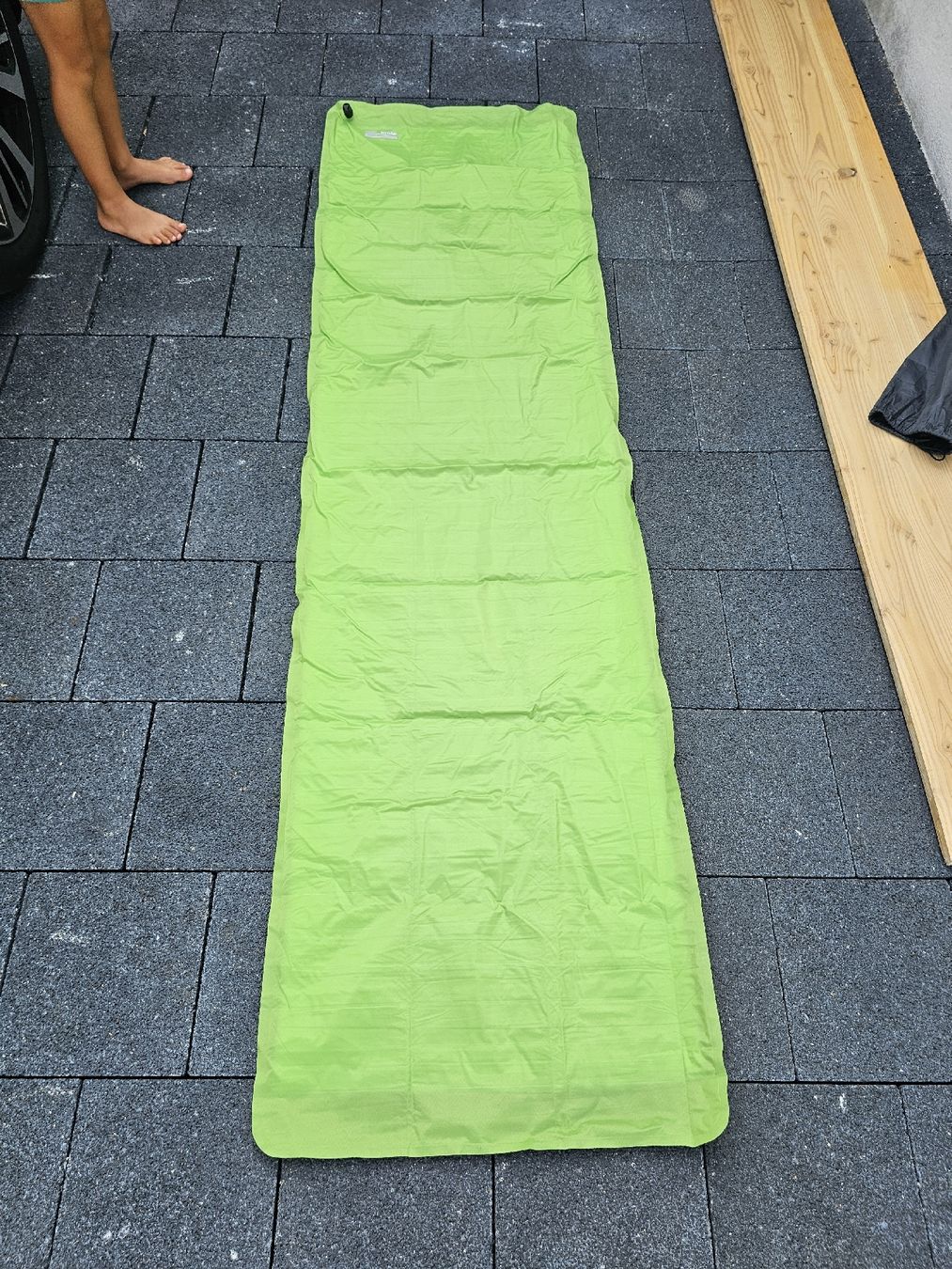 Materassi: ThermaRest NeoAir sleeping pad green good condition – Usato da Täuffelen venduto da migueldesousa 3