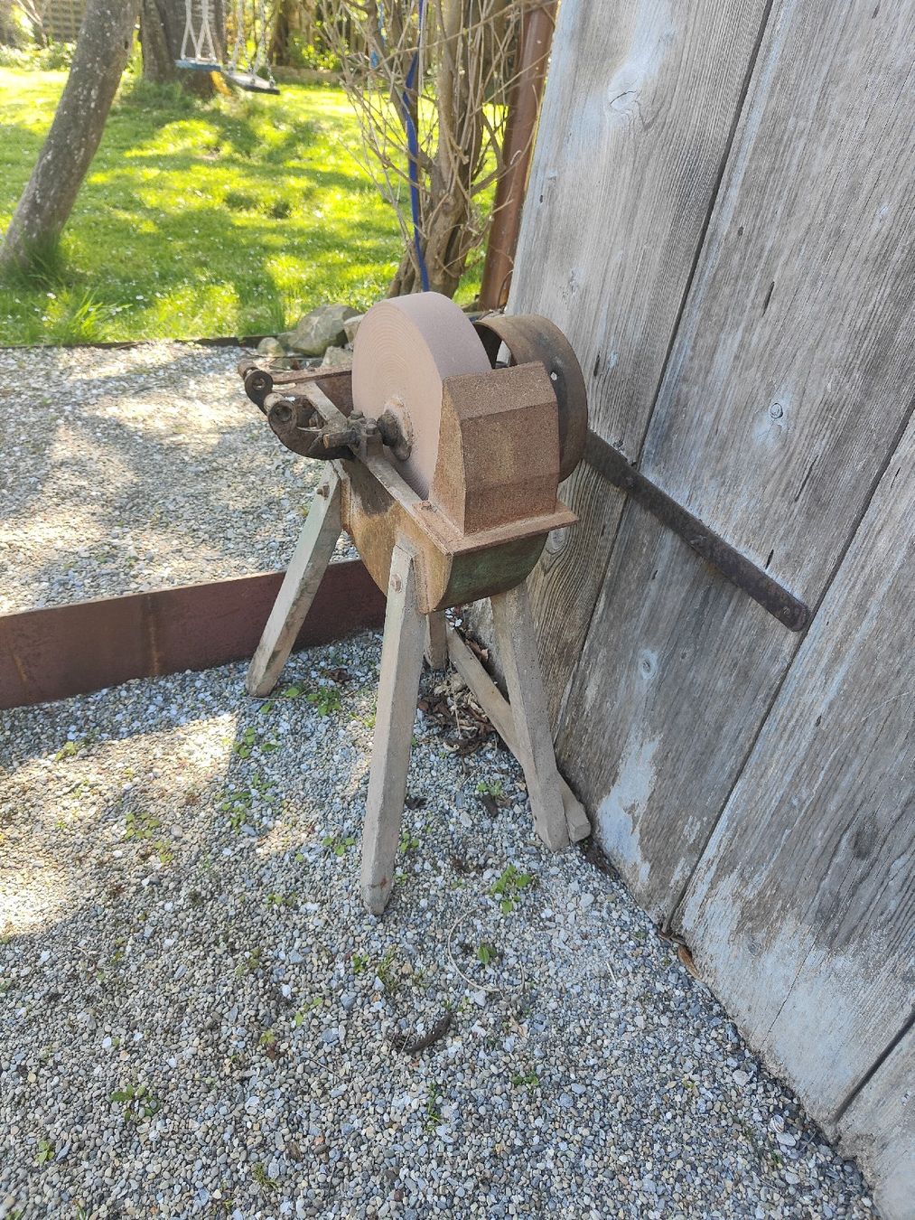 Alle Maschinen: schleifstein antik, Dekoration, shabby chic – Gebraucht aus basadingen von flospue 1