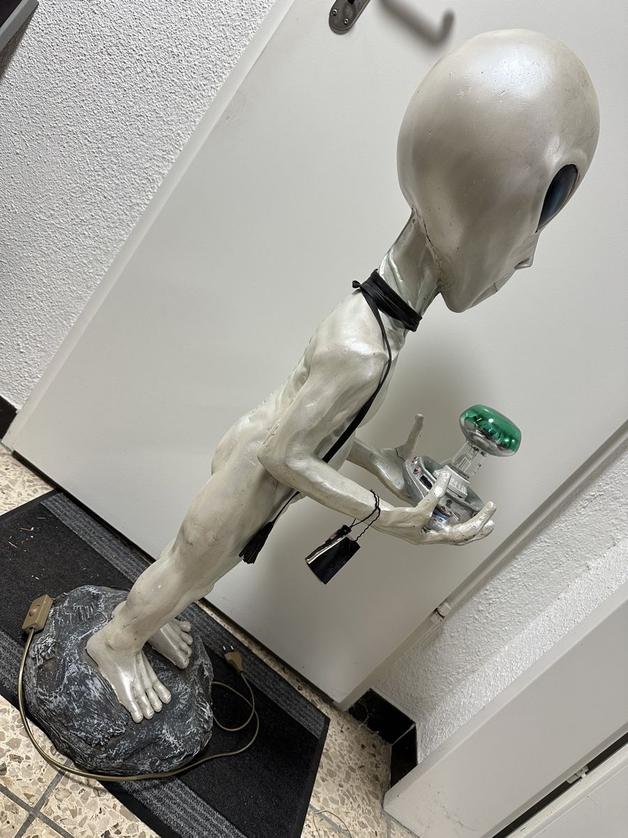 Statuette: Ausserirdischer lampe  – Usato da Reinach AG venduto da rares75 3