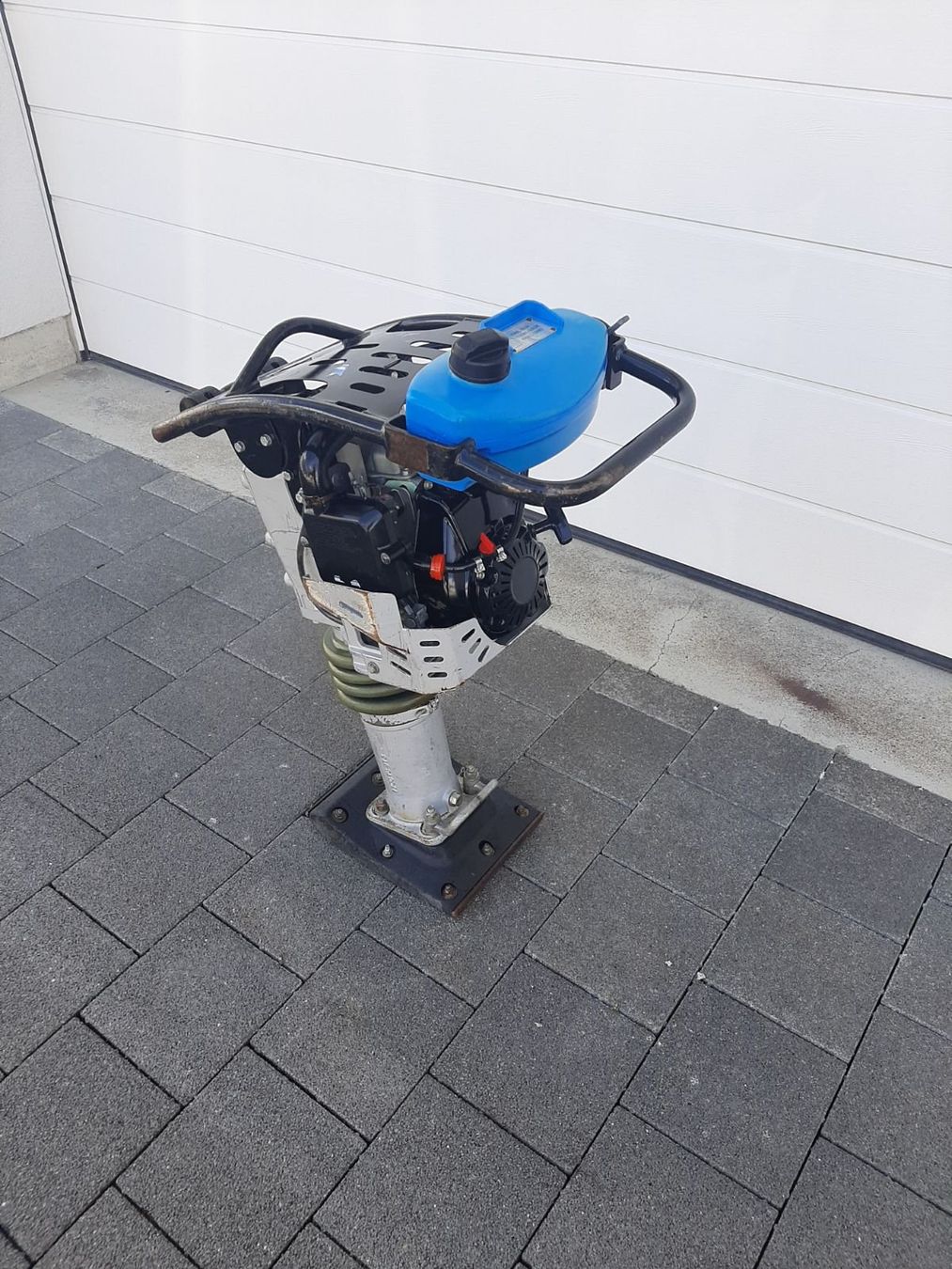 Tutte le macchine: Grabenstampfer Rammer Weber Honda – Usato da Rain venduto da Kleinmoto 1