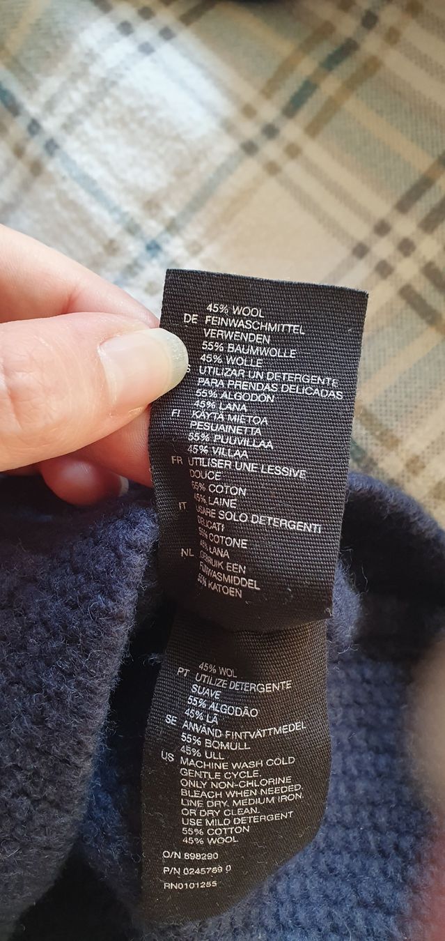 Lotti di vestiti: 2× Strick Pullover Damen Marine/Weiss Gr. XS/S – Difettoso da Bern venduto da fede736 3