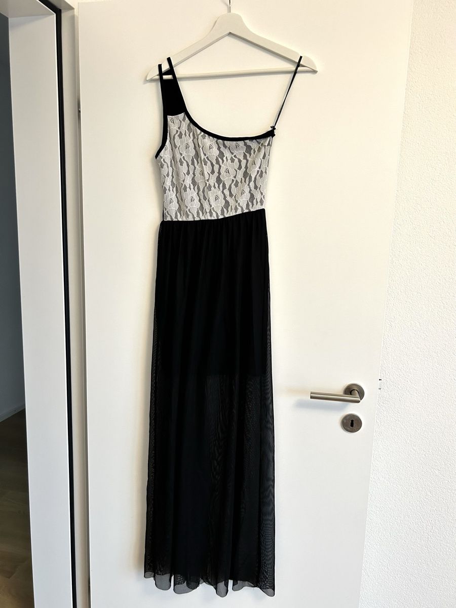 Vestiti: Wunderschönes Abendkleid – Usato da Rorschach venduto da fla_62jm