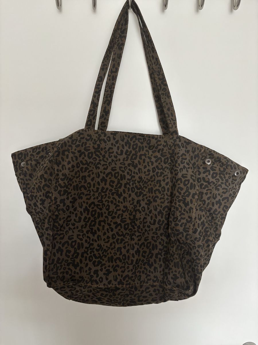 Borse da donna: Tasche Leopardenmuster  – Nuovo (secondo la descrizione) da Hunzenschwil venduto da ede_h8tt 1