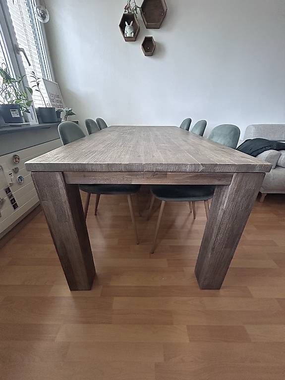 Tables: Esstisch aus Holz – D'occasion à Basel par tsulih 2