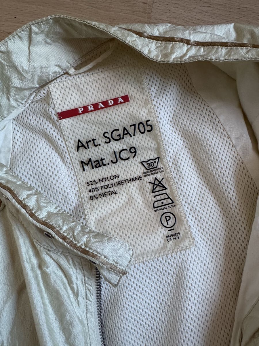 Prada Giacche: Prada Vintage Jacke SGA705 Mat. JC9 – Usato da Buochs venduto da nik_r7gm 1