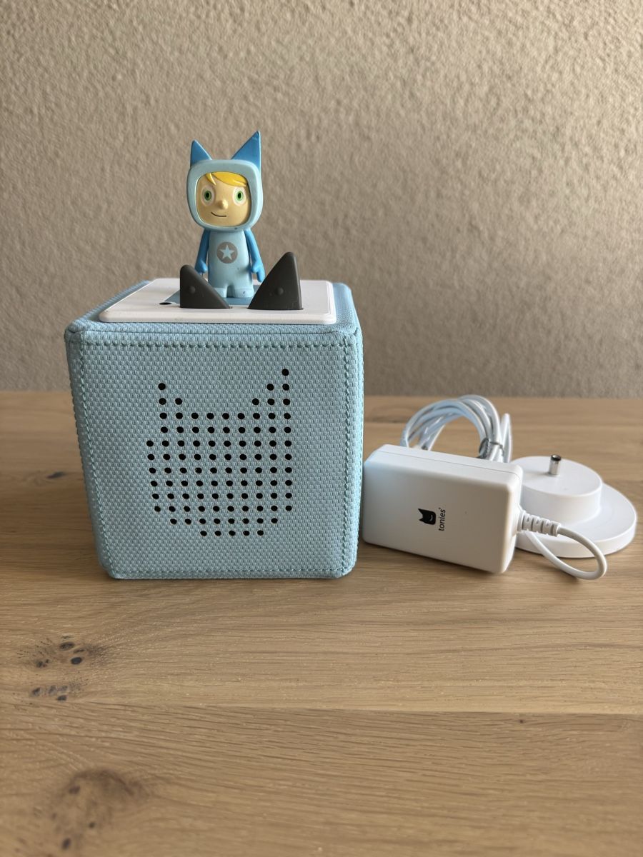 Tonies Lettore multimediale portatile: TONIES Toniebox Starterset blau – Usato da Zug venduto da ducky77