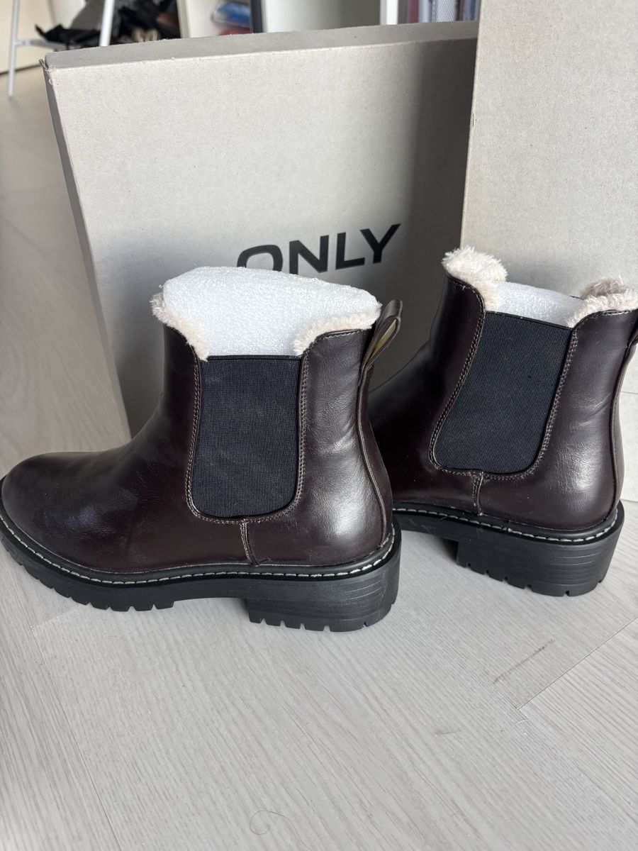 Only Damenschuhe: Plateaustiefelette - Only - Grösse 39 – Neu (gemäss Beschreibung) aus Mettmenstetten von lenja.Asseo 1
