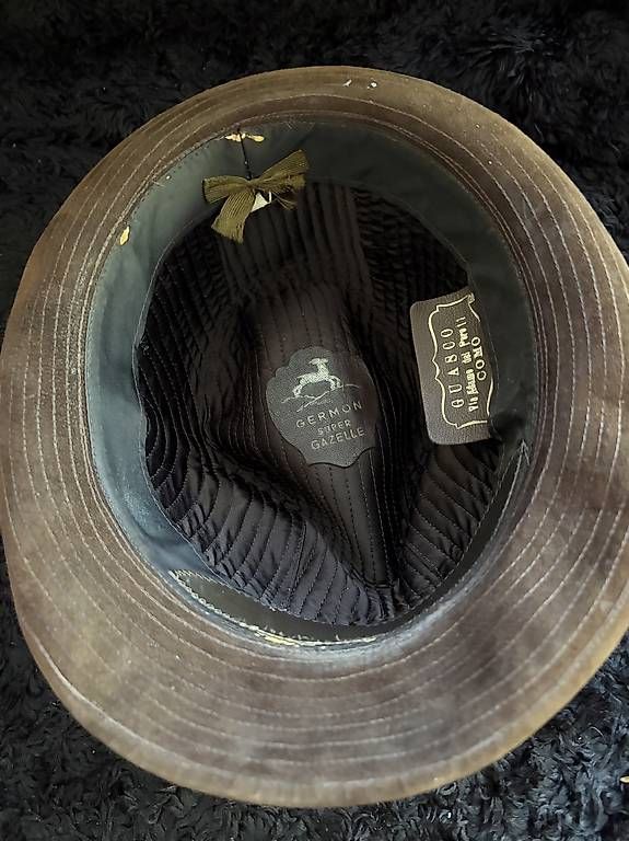 Copricapi, berretti & cappellini: cappello germon super gazelle – Usato da Davesco-Soragno venduto da ele_vxg5 1
