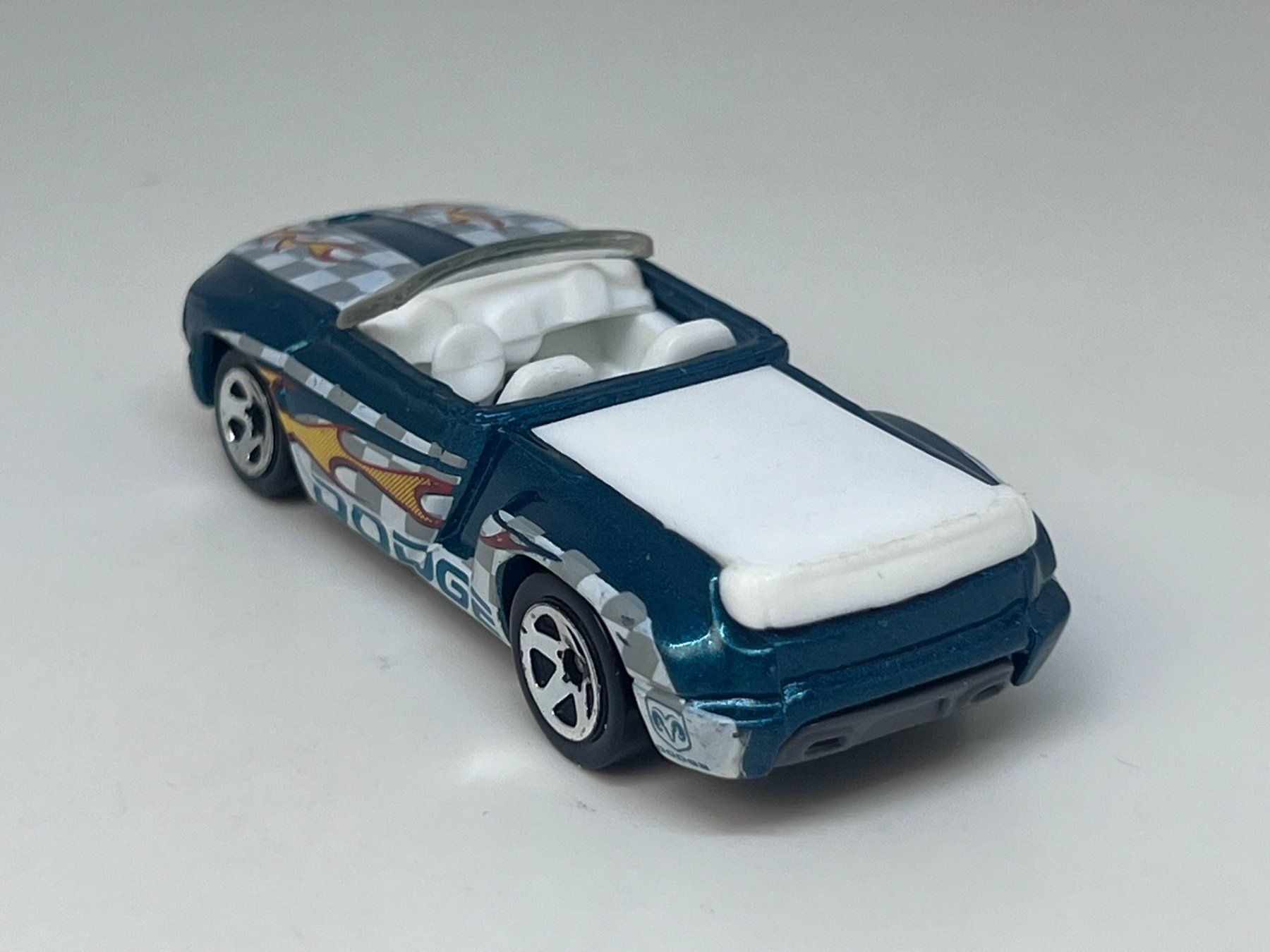 Hot Wheels Modellini d'auto: Hot Wheels Dodge Sidewinder #445 – Usato da Wildegg venduto da LaaBoutique 2
