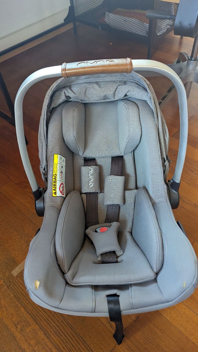 Nuna Sièges auto: Babyschale von Nuna – D'occasion à Gelterkinden par cardonai 1