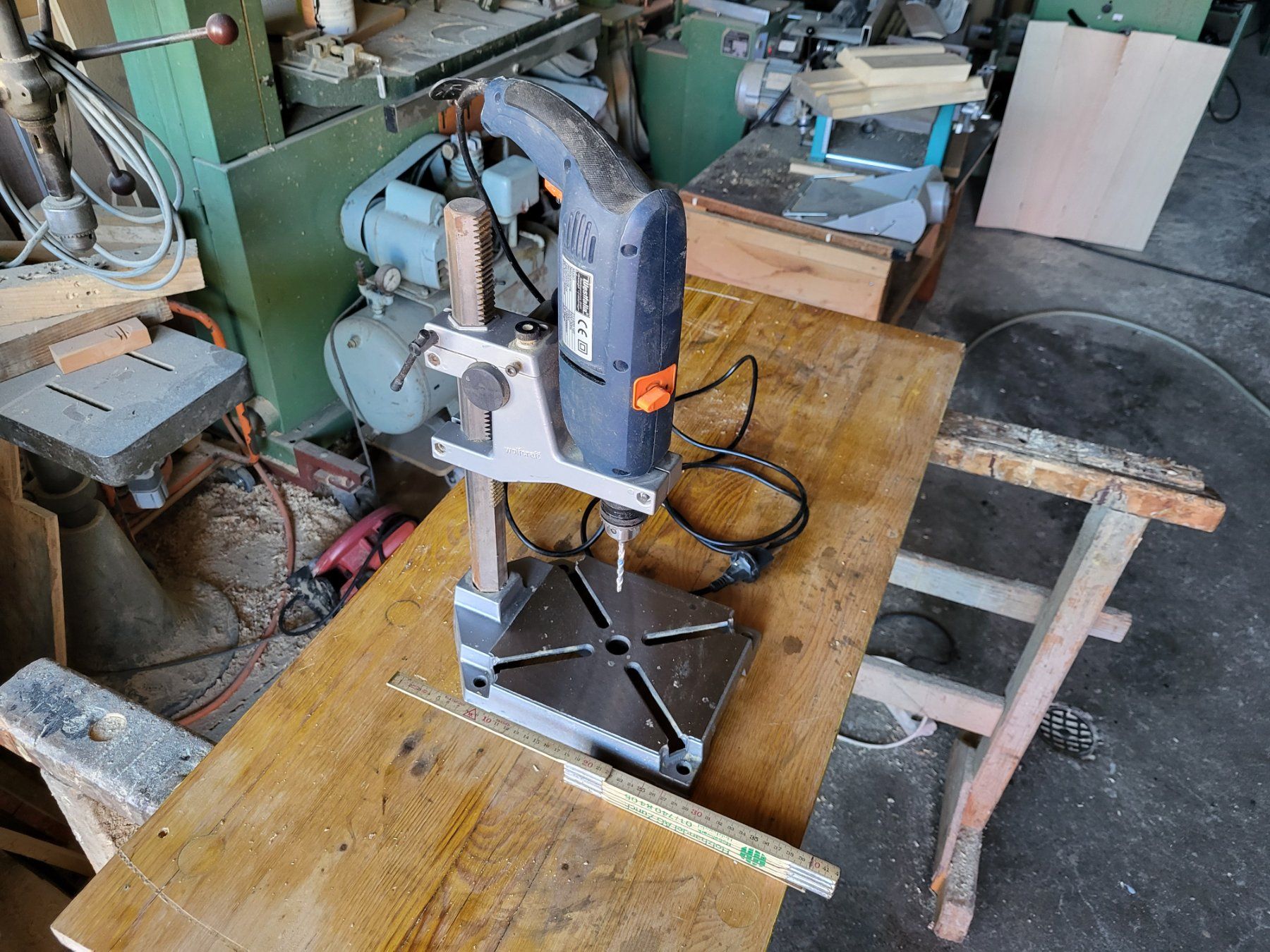 Trapani: Ständerbohrmaschine mit Bohrmaschine – Usato da Weissbad venduto da Milan041 1