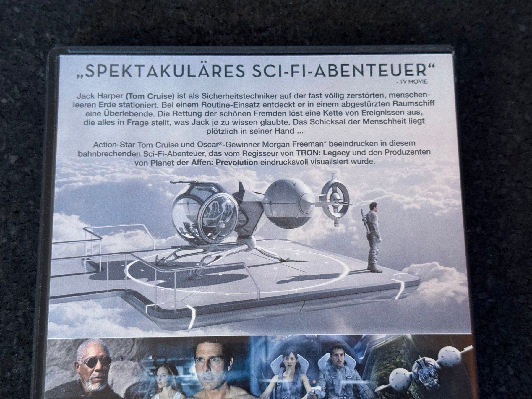 Tutti i DVDs: Oblivion DVD DE/EN/RU/TK Tom Cruise - Morgan Freeman – Usato da Fribourg venduto da tschjoly 2