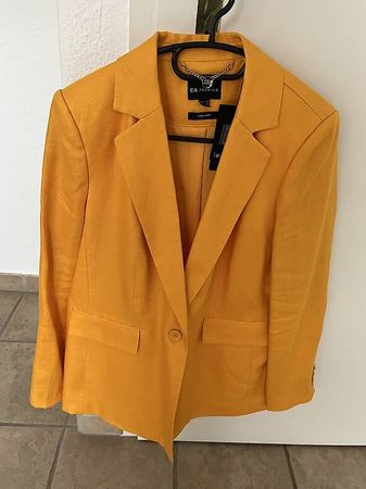 Neuer Blazer aus Leinen