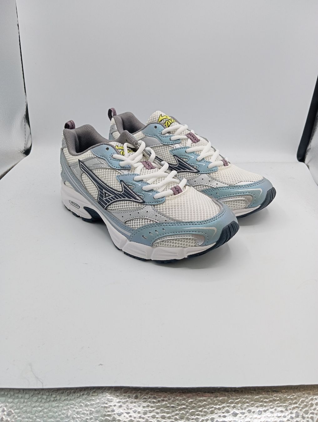 Mizuno Chaussures hommes: Mizuno MXR (EU41) – Neuf avec emballage d'origine à Schaffhausen par outlez 1