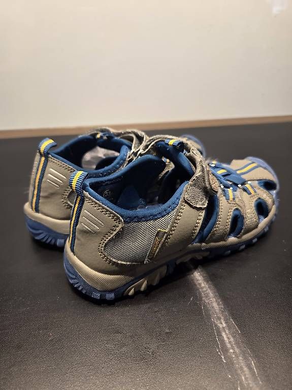 Friboo Scarpe per ragazzi: Sandalen Friboo Grösse 33 – Usato da Büttenhardt venduto da Cardman 4