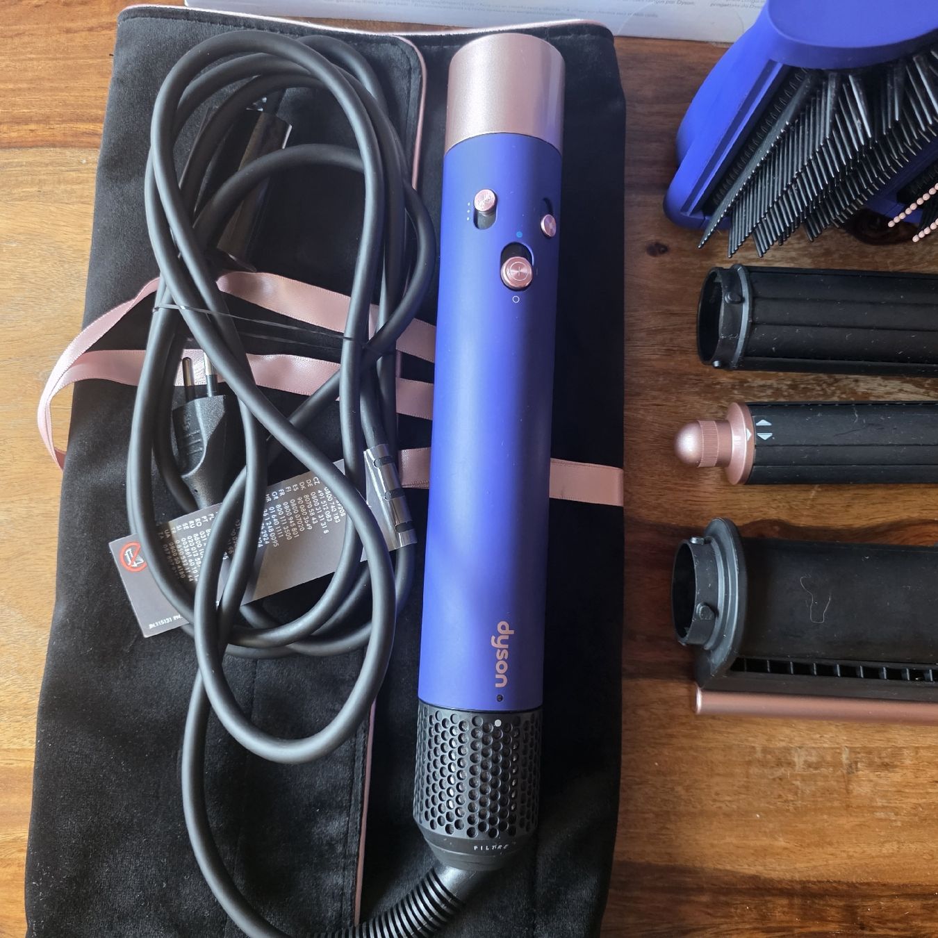 Dyson Sèche-cheveux: Dyson Airwrap complete long – D'occasion à Mettau par eli_k78v 2