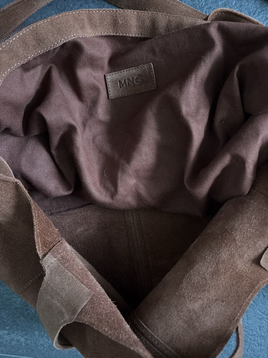 Mango Taschen für Damen: Wildleder Handtasche Mango – Gebraucht aus Sarnen von leonie.vera 4