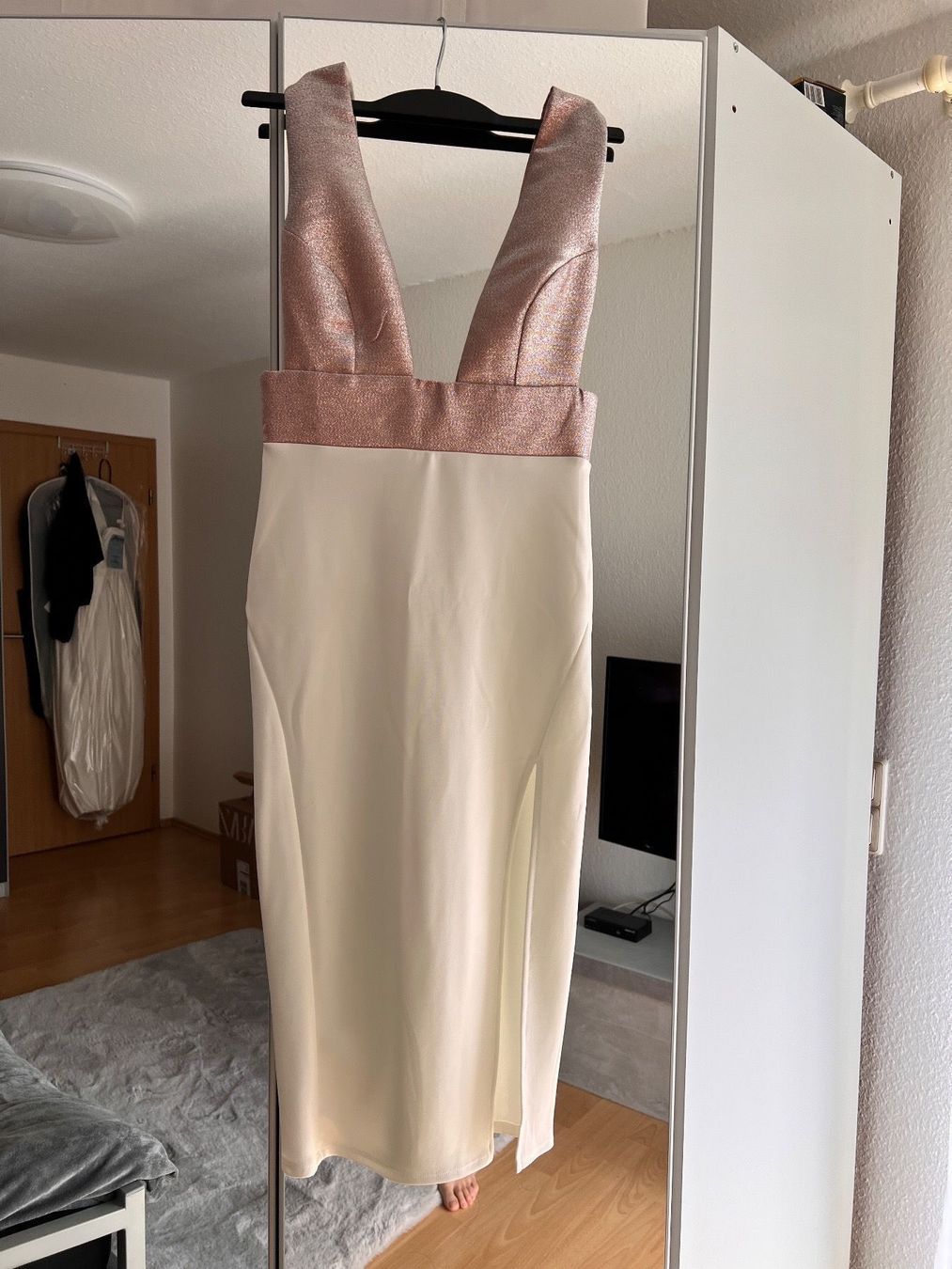 Vestiti: Kleid – Usato da Egerkingen venduto da ear_k6fg