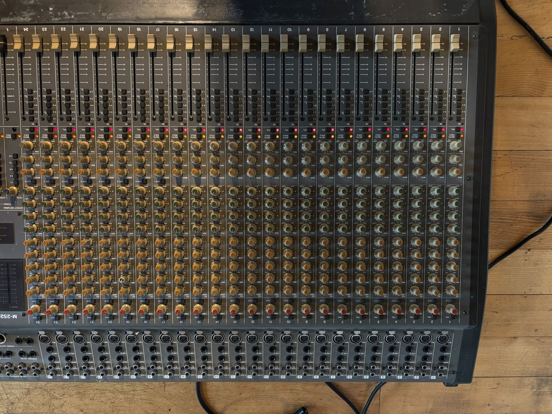 Tascam Console di mixaggio: Tascam Mischpult 2524 – Usato da Brent venduto da ichwill2 2
