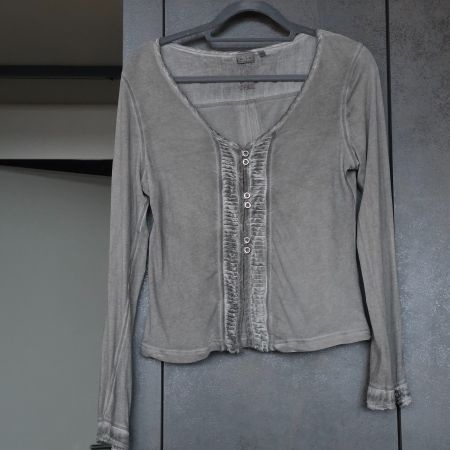 🐸 NILE BLUSE / TOP M GREIGE MIT KNOPFLEISTE