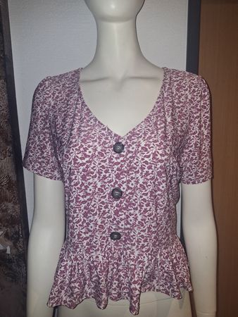 Süsses Sommerblüschen Grösse S, lila-weiss geblümt, Top 🌸
