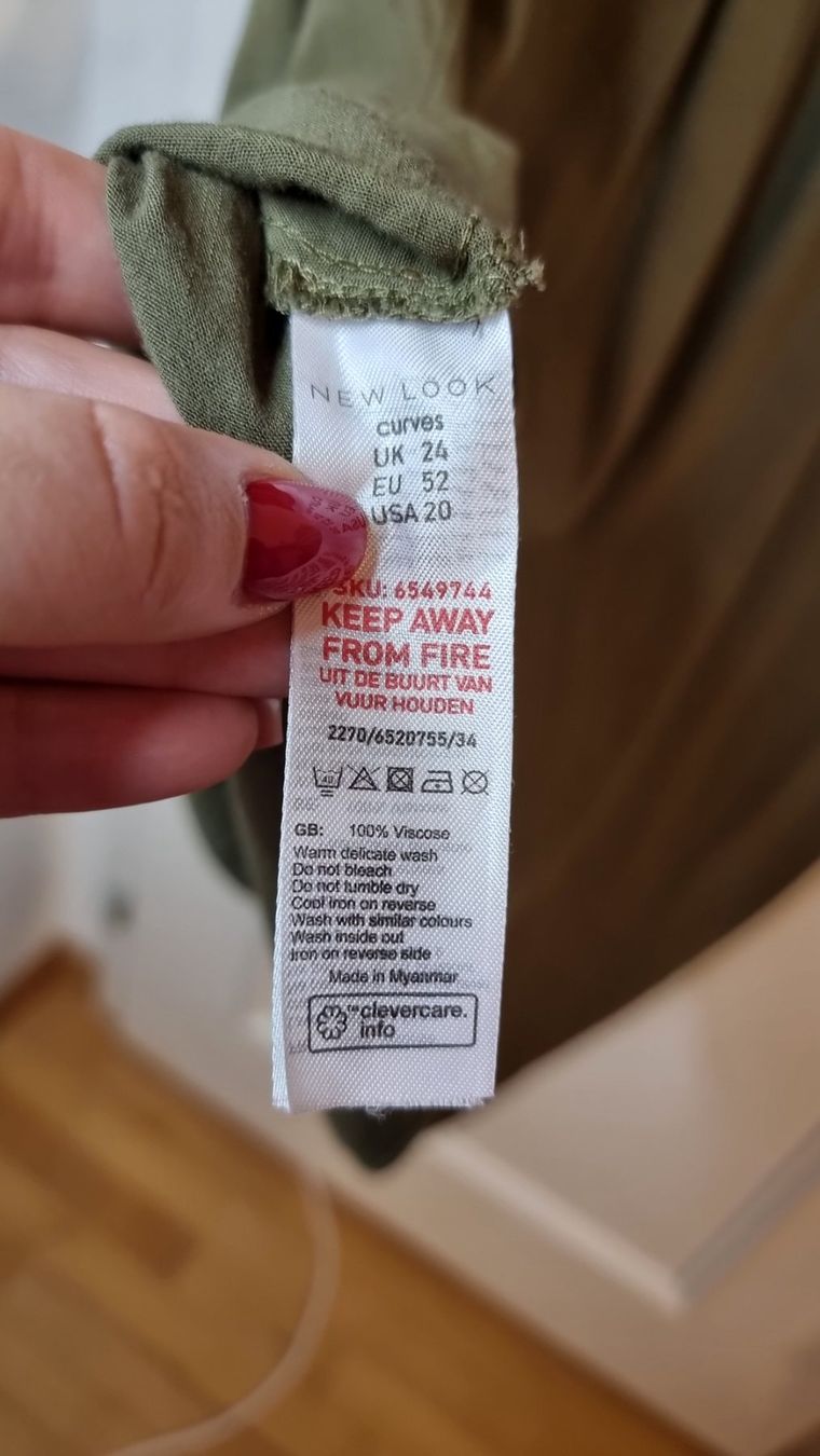 Vestiti: Kleid Größe 52 – Usato da Wald ZH venduto da Martin79 3