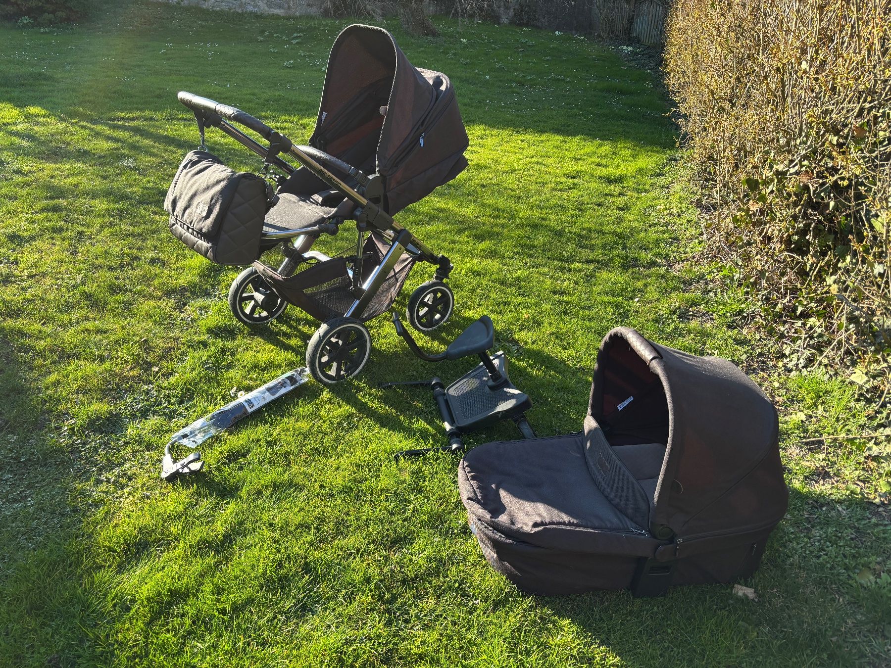 ABC Design Poussette: Poussette duo ABC Design Salsa 4 Air + accessoires – D'occasion à Vufflens-Château par dak_hq6z 1