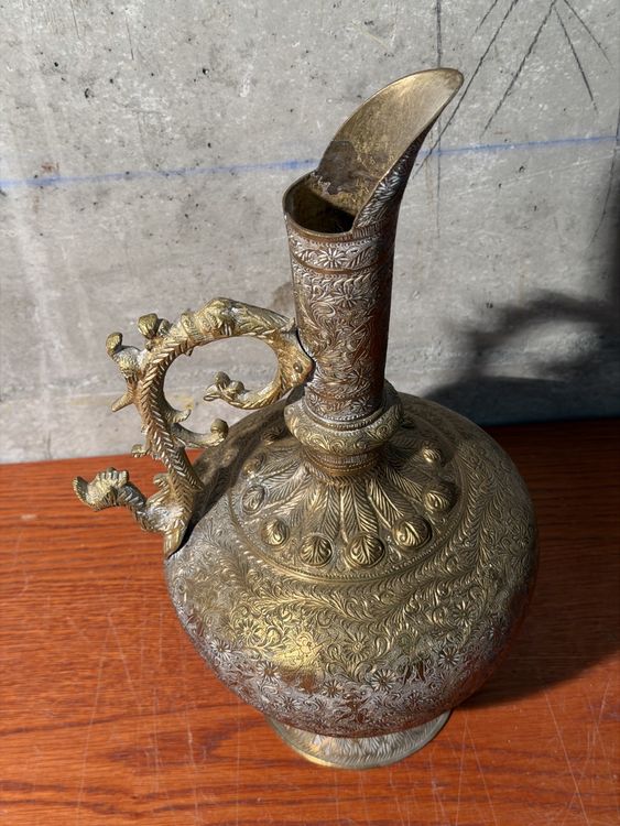 Decorative Brass Ewer Pitcher Ornate Engraved Design (Gebraucht) in ...