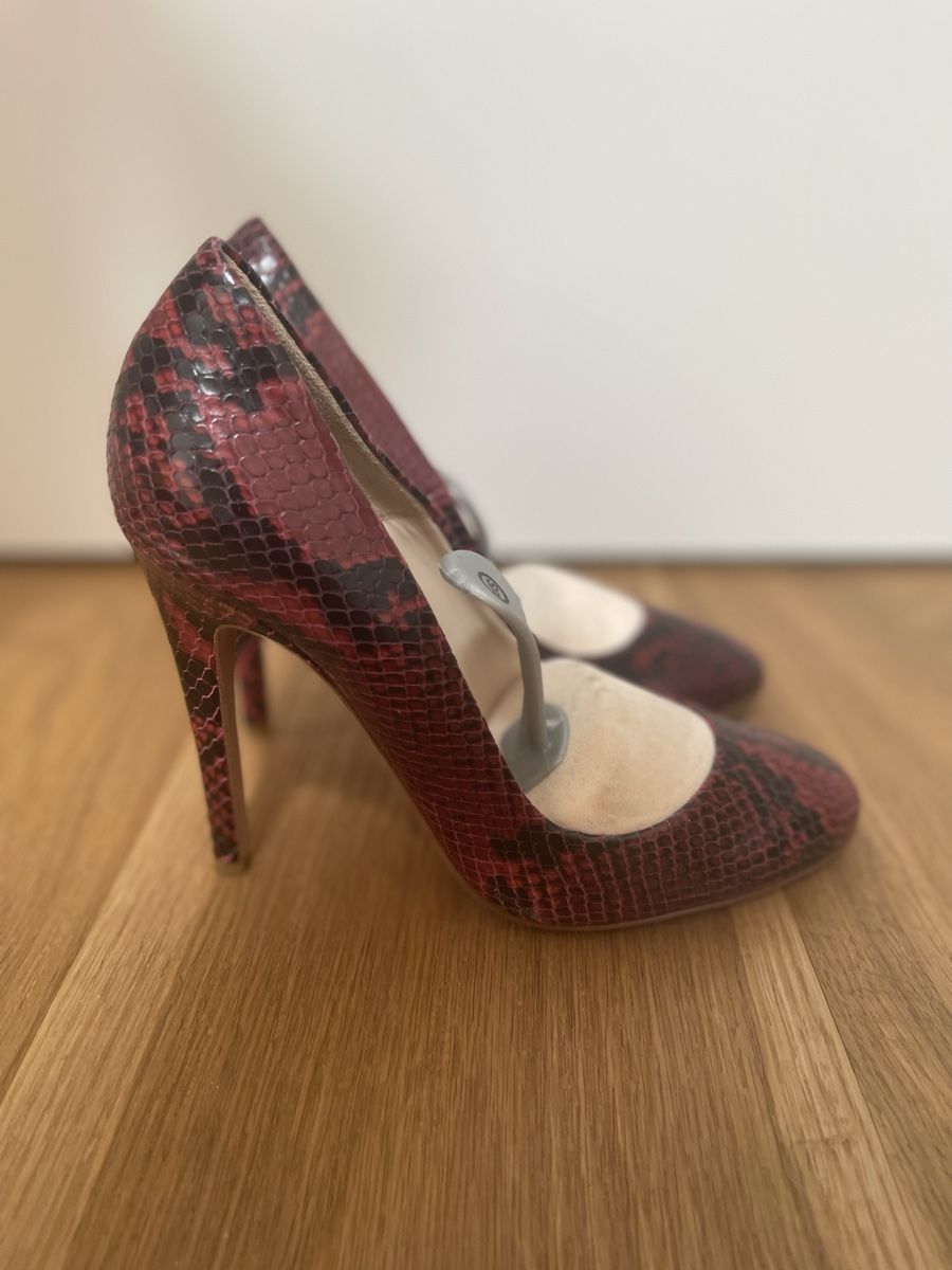 Scarpe da donna: Pumps Schlangenprint Bordeaux-rot Grösse 37  – Nuovo (secondo la descrizione) da Luzern venduto da Cyrill81