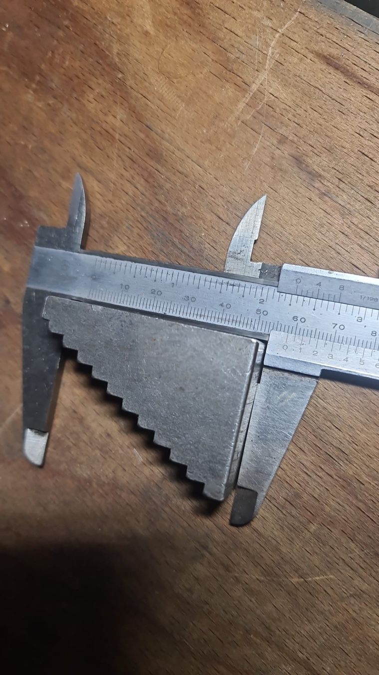 Tutti gli attrezzi: Drehmaschine Spannbacken – Usato da Egerkingen venduto da ogi3131