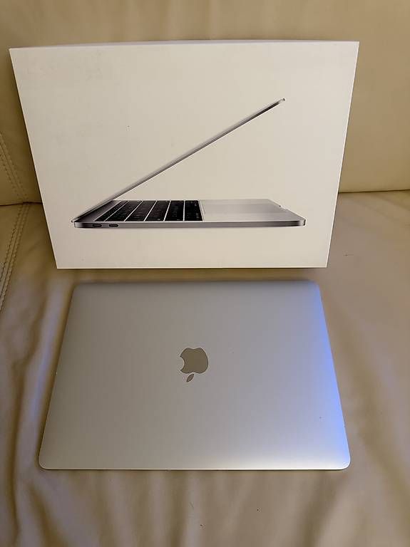 Apple Notebooks: MacBook Pro 13"| Defektes Display (intern) – Gebraucht aus Zürich von Ceytia