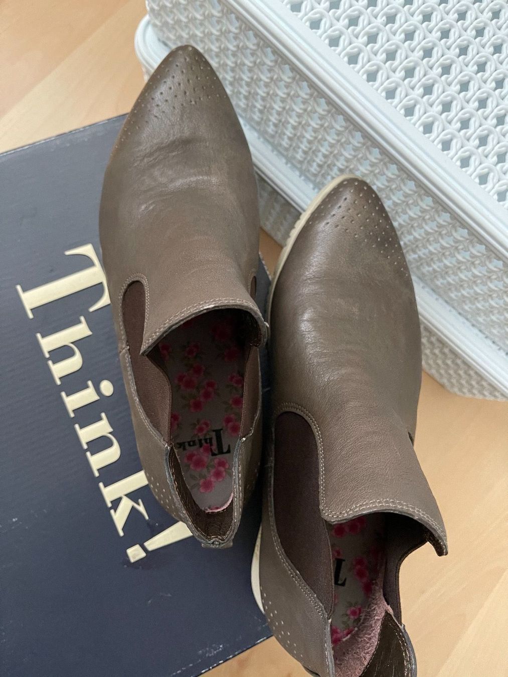 Think Scarpe da donna: Think Stiefeletten gr. 37 – Nuovo e nell'imballaggio originale da Dietikon venduto da Nieselchen 1