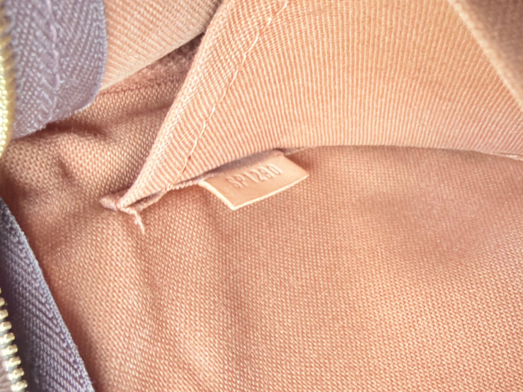 Louis Vuitton Borse da donna: Louis Vuitton Multipochette Khaki – Usato da Reinach AG venduto da RobbisB 9