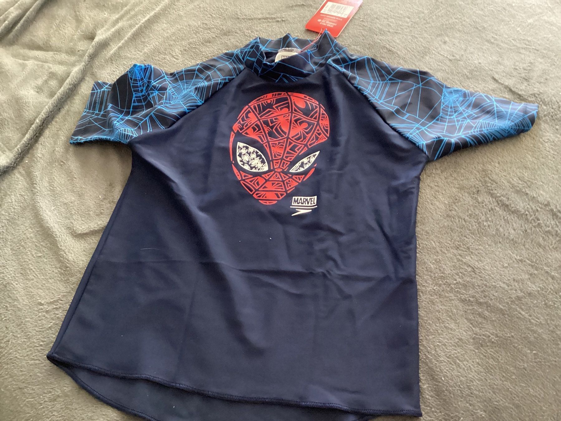 Camicie, T-shirt & Polo: Marvel Spiderman UV Shirt Badeshirt – Nuovo (secondo la descrizione) da Flüelen venduto da ne08