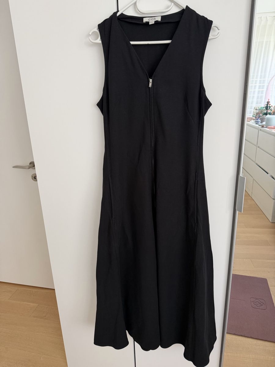 Cos Vestiti: Cos Kleid Grüsse S – Usato da Uitikon Waldegg venduto da lin_bth8