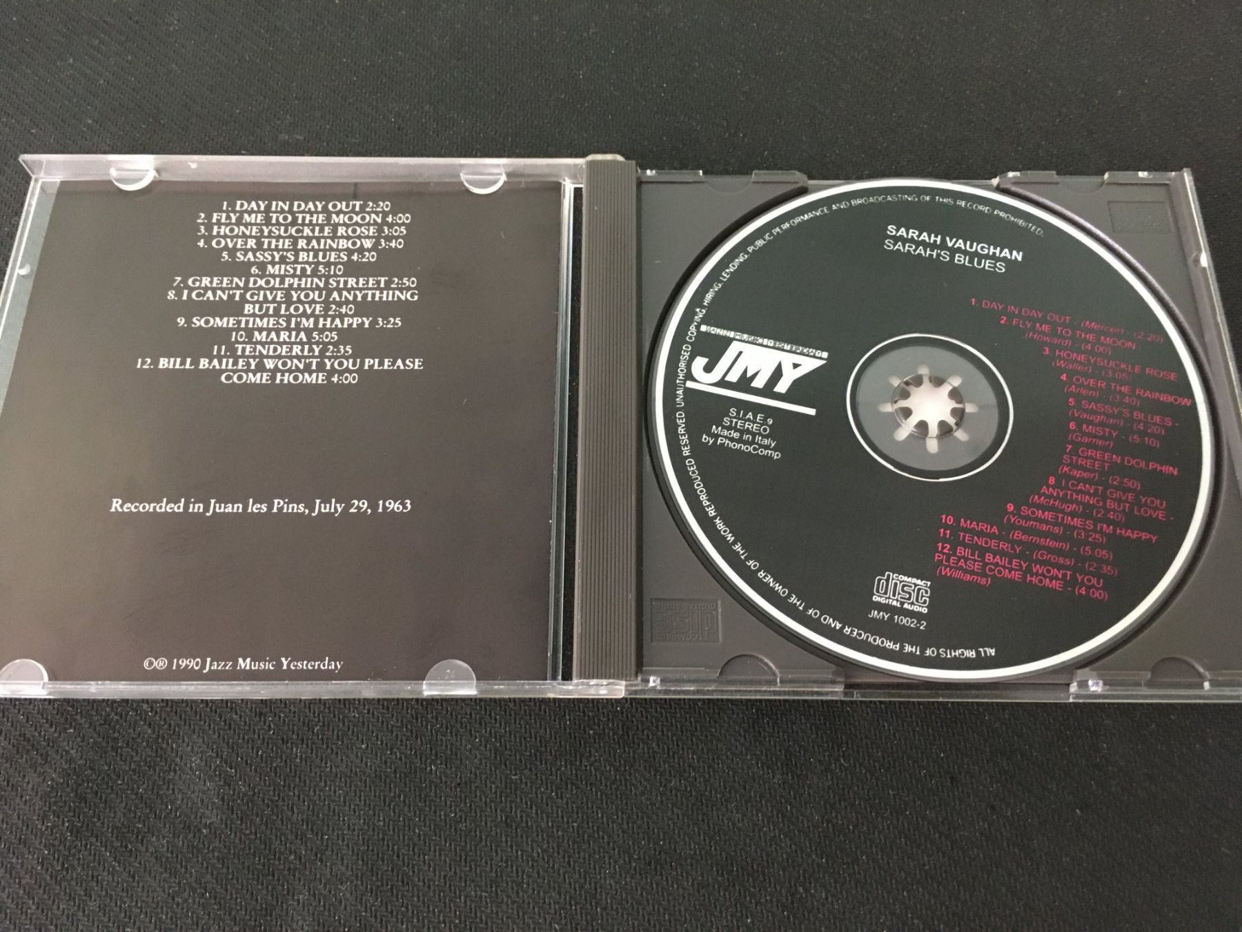 CD: Sarah Vaughan - Sarah's Blues -CD- – Usato da St.Gallen venduto da MedienJoe 1