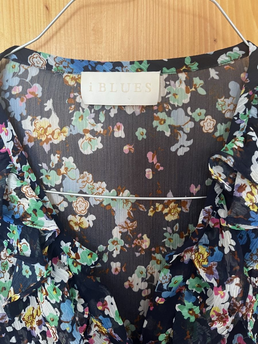Blusen: Frühlingshafte Bluse Gr. 38/40🌼 – Gebraucht aus Horgen von adrigas 1