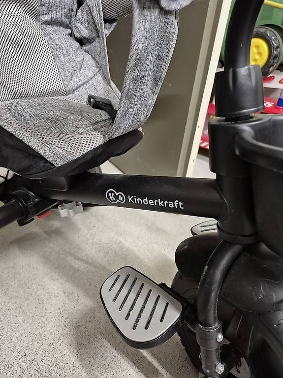 Veicoli per bambini: Kinderkraft Dreirad – Usato da Winterthur venduto da jas_ygr6 1