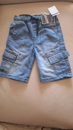 Short en jean garçon neuf, été, taille 122