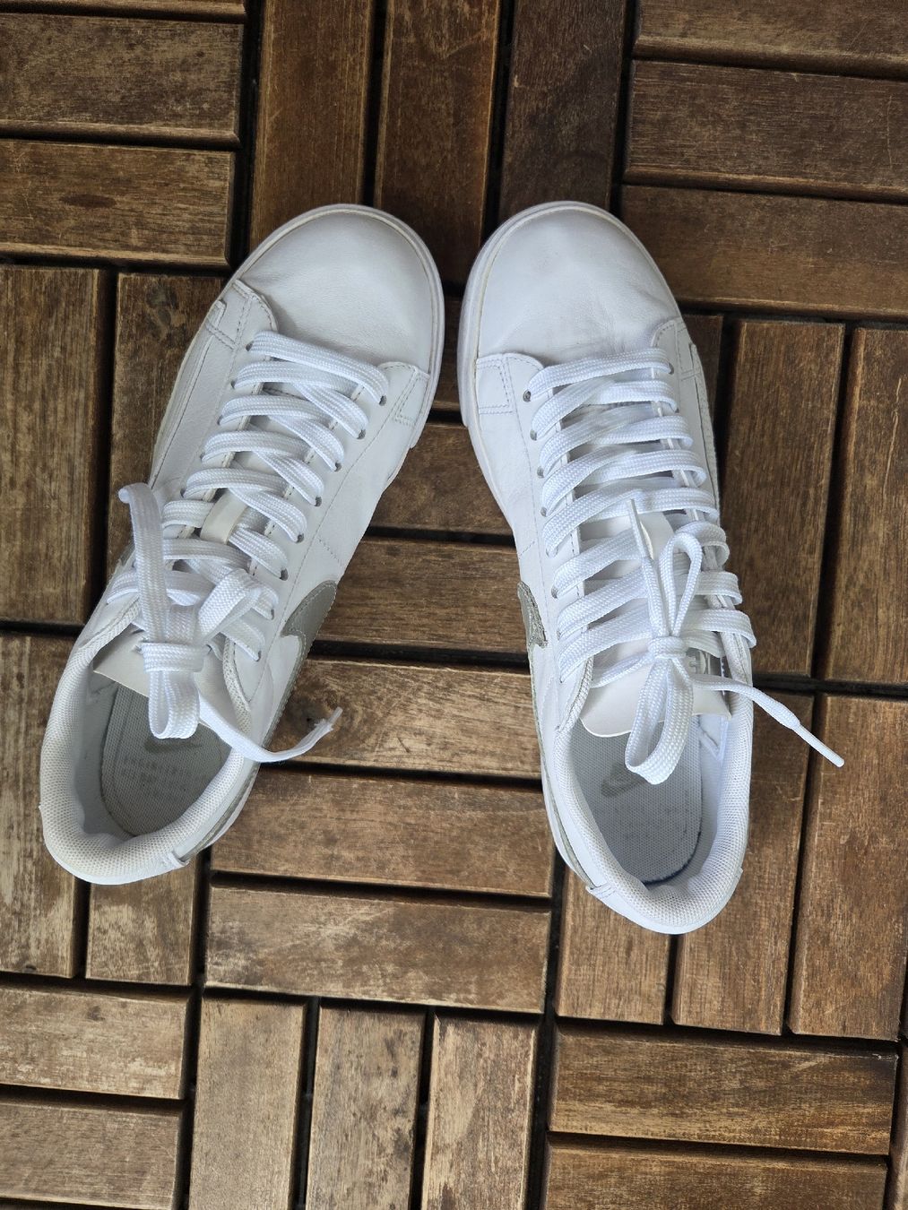 Scarpe da uomo: NIKE Schuhe  – Usato da Frauenfeld venduto da bea_6m8y 1