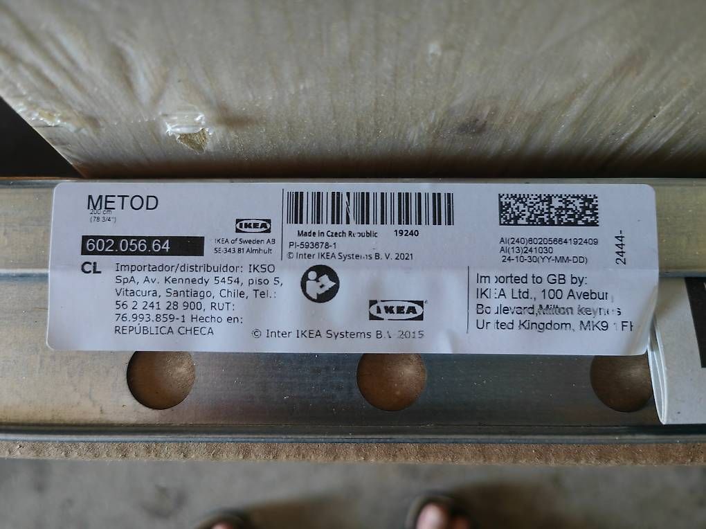 Ikea Cucine complete: Ikea Küche Method Aufhängeschiene 2m, auf Wunsch Zuschnitt – Nuovo (secondo la descrizione) da Aarau venduto da H2r