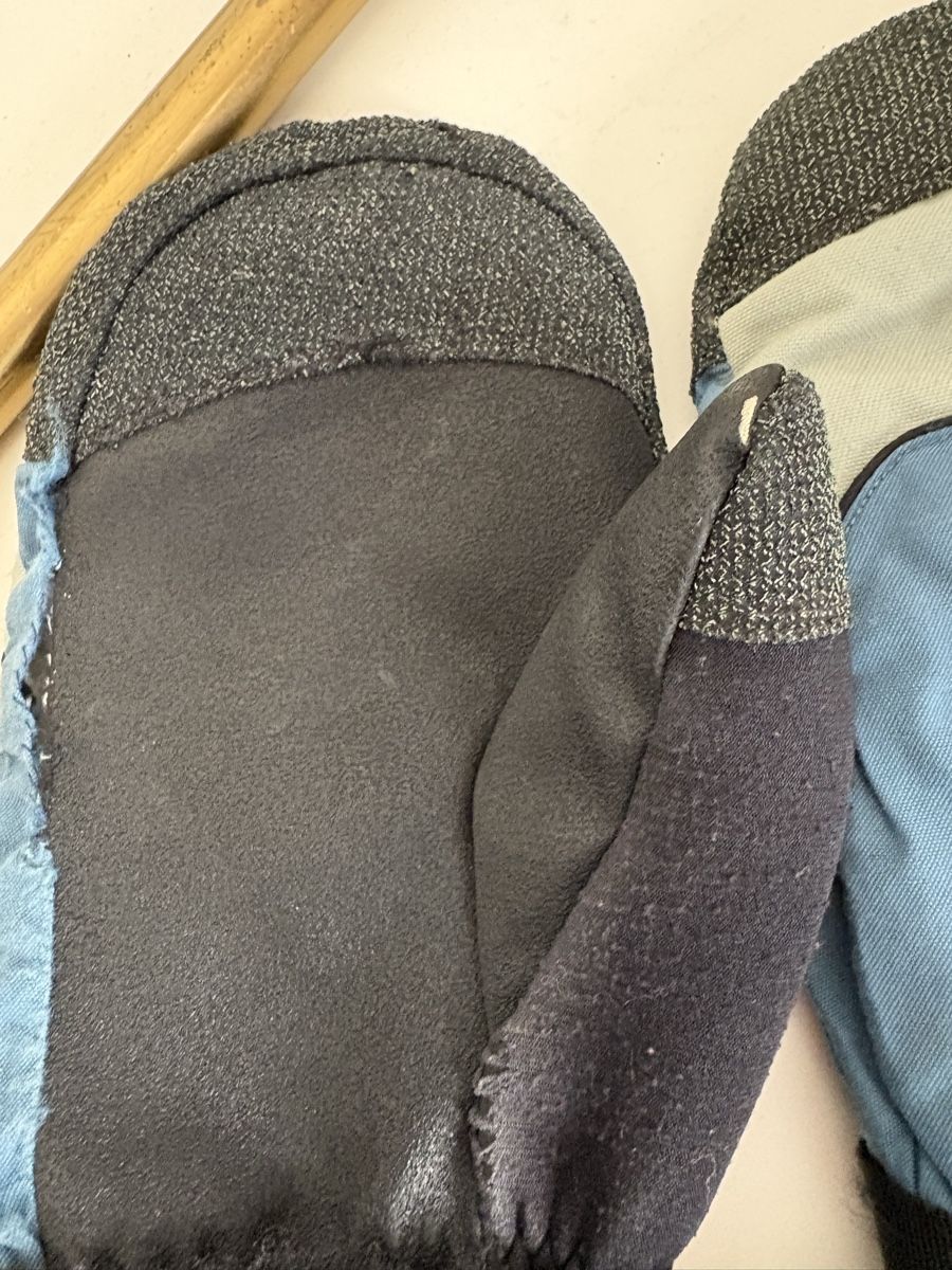 Quiksilver Handschuhe & Handstulpen: Gants de ski QuickSilver – Gebraucht aus Neuchâtel von sharposneaks 4